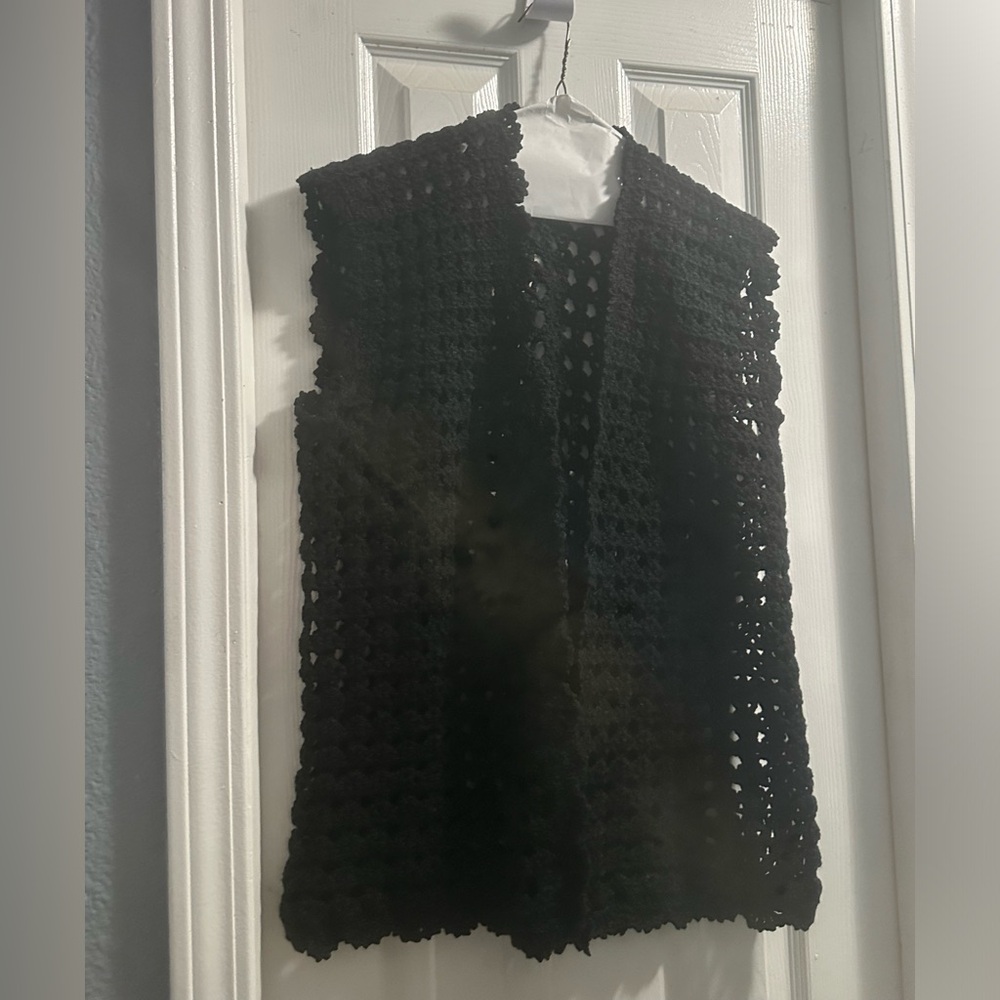 Hand knitting artesanal Sleeveless vest